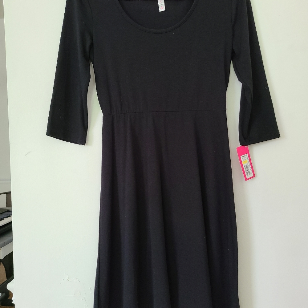 Black dress. New with tags. Never worn